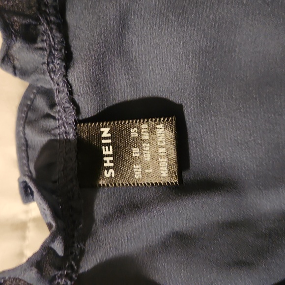 Blouse - Picture 3 of 3